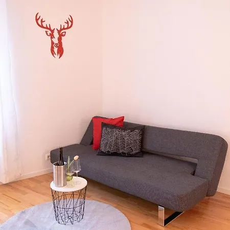 Cabinett 1876 3* טריטנהיים