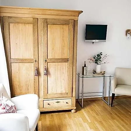 Cabinett 1876 Триттенхайм