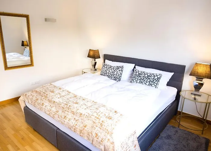 Bed & Breakfast Cabinett 1876